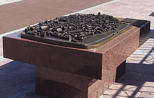 Ceremonial denudation of the model of the tactile Toruń Old Town for blind people 